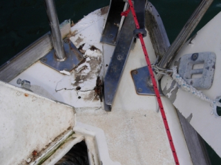 Damage from other boat breaking free Damage from other boat breaking free